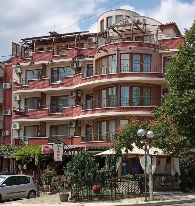 Отель Hotel Vivas Приморско-13