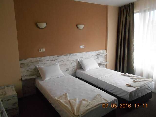Отель Hotel Vivas Приморско-26